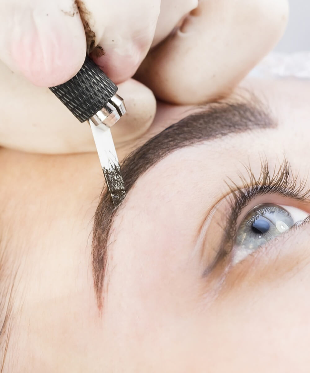 Eyebrows INKJI’s signature light-handed technique ensures soft and airy brow look that blends in with your skin.